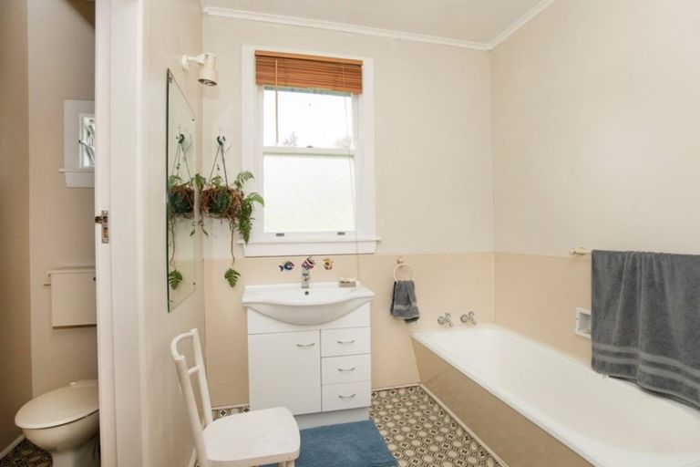 Photo of property in 17 Kingsley Street, Whataupoko, Gisborne, 4010