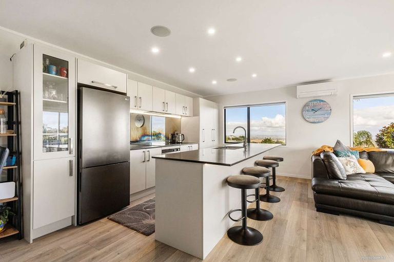 Photo of property in 63 Paparata Road, Bombay, 2675