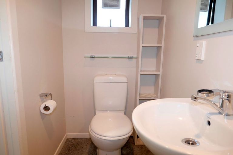 Photo of property in 51 William Street, Waikanae Beach, Waikanae, 5036