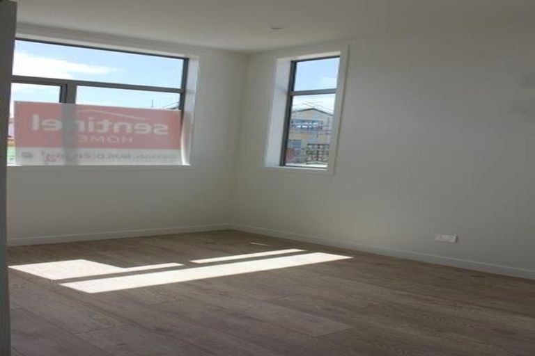 Photo of property in 33 Myland Drive, Hobsonville, Auckland, 0616