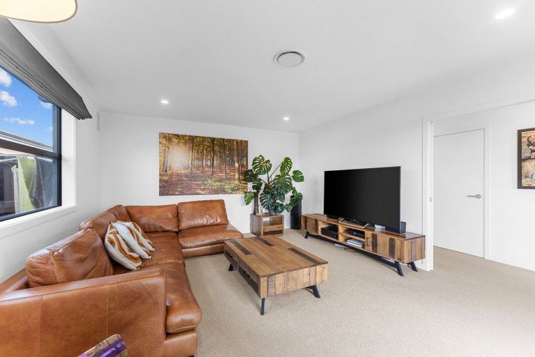 Photo of property in 64 Drabble Crescent, Papamoa Beach, Papamoa, 3118