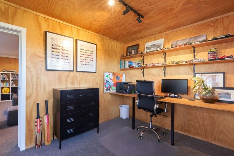 Photo of property in 8 Ewan Place, Taradale, Napier, 4112