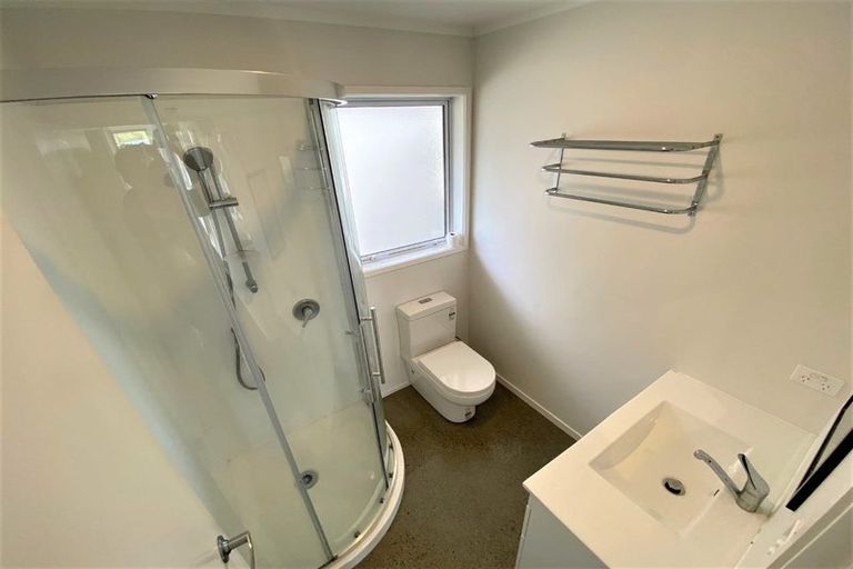 Photo of property in 6 Chisholm Place, Mangere East, Auckland, 2024