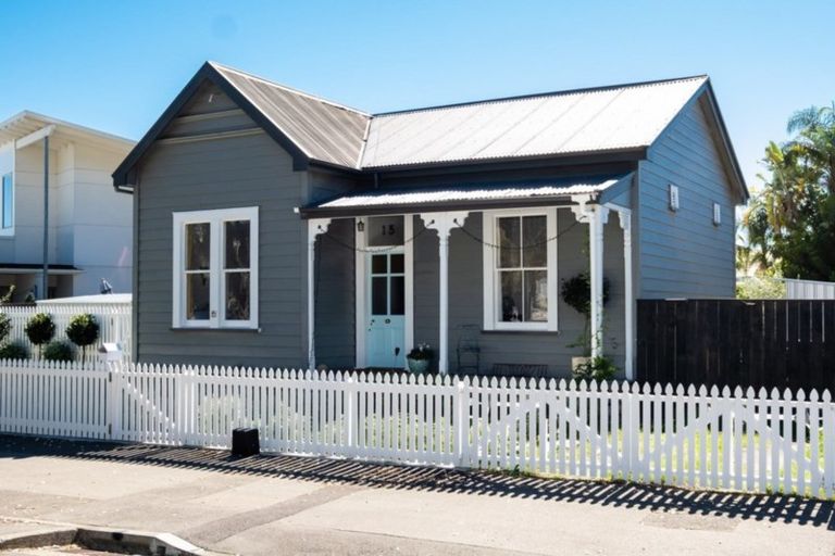 Photo of property in 15 Battery Road, Ahuriri, Napier, 4110