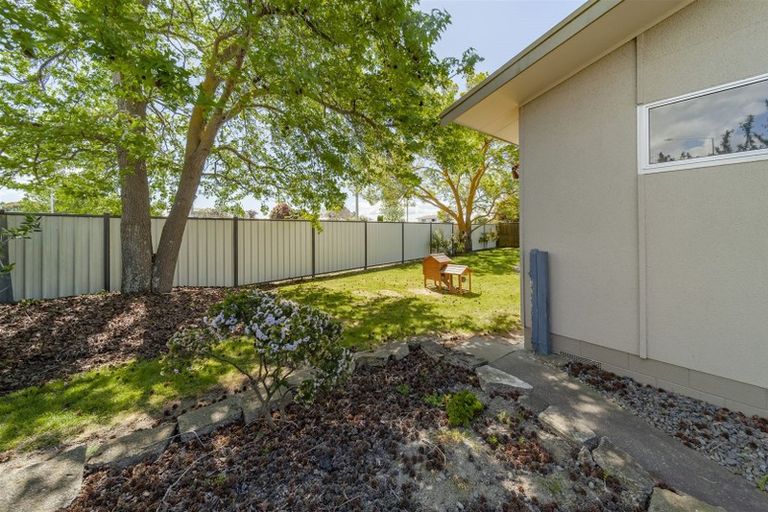 Photo of property in 48a Clarence Cox Crescent, Pirimai, Napier, 4112