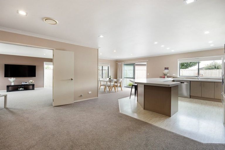 Photo of property in 2a Wentworth Drive, Rototuna North, Hamilton, 3210