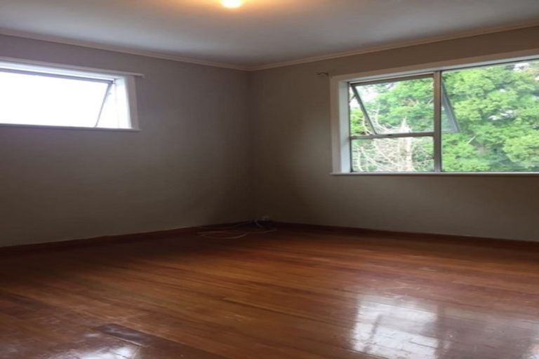 Photo of property in 63 Chorley Avenue, Massey, Auckland, 0614