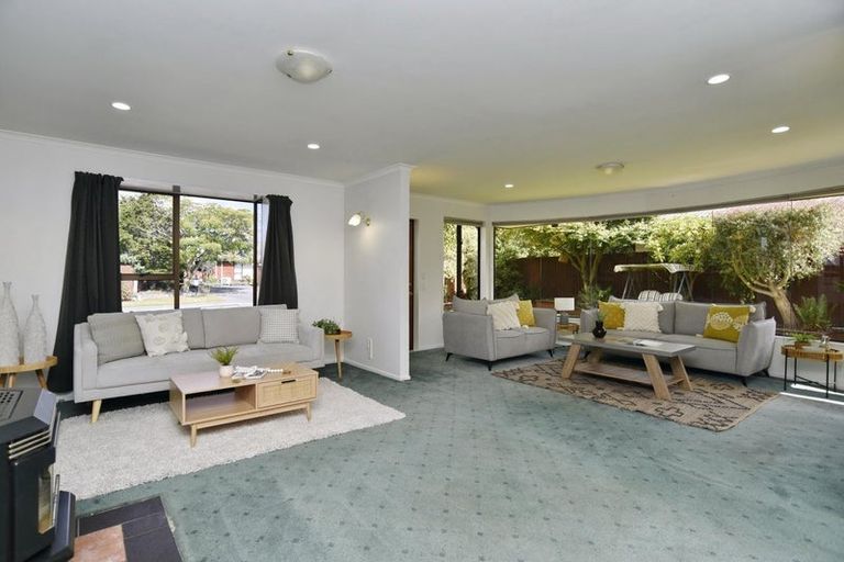 Photo of property in 24 Kowhai Avenue, Rangiora, 7400