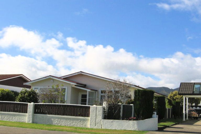 Photo of property in 94 William Street, Petone, Lower Hutt, 5012