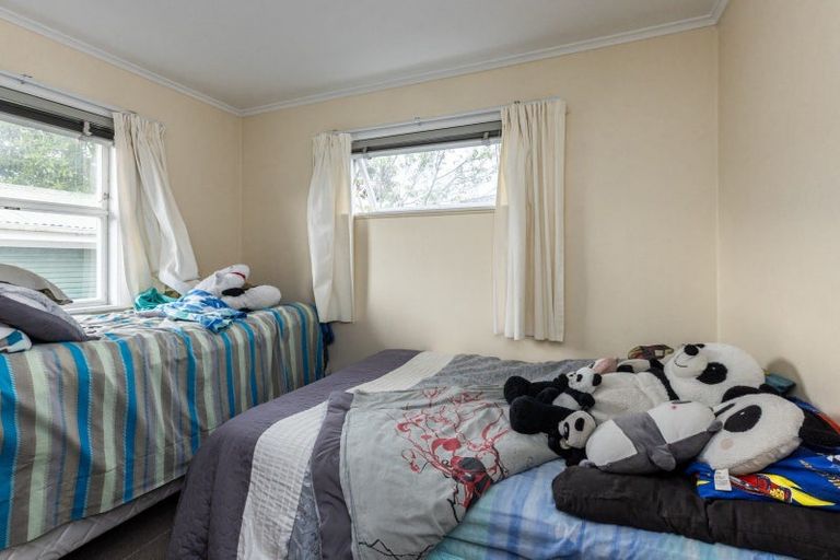 Photo of property in 3 Cranby Crescent, Onekawa, Napier, 4110