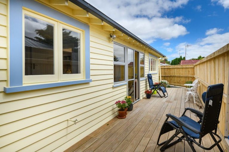 Photo of property in 9 Ngaio Street, West End, Palmerston North, 4412