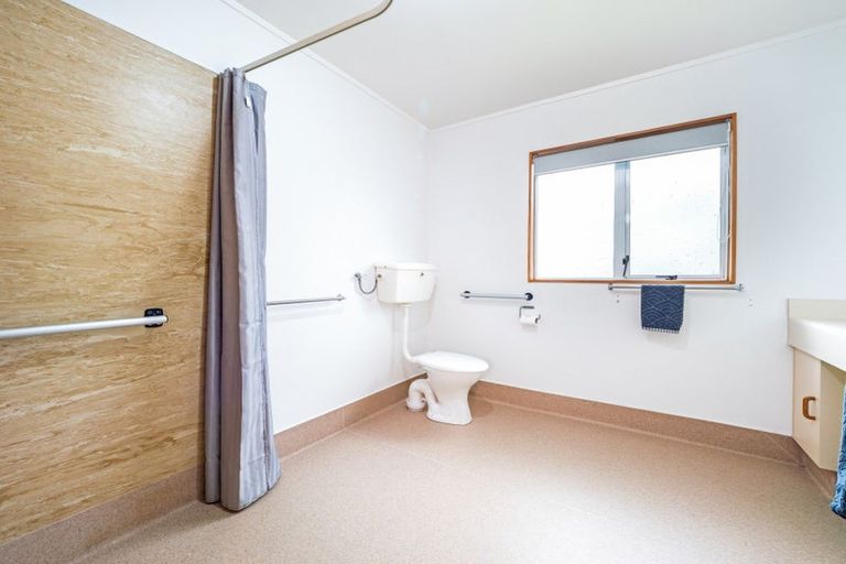 Photo of property in 2 Hughes Court, Pahiatua, 4910