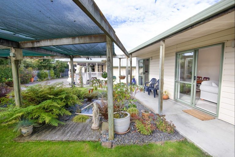 Photo of property in 8 Magdalen Crescent, Pirimai, Napier, 4112