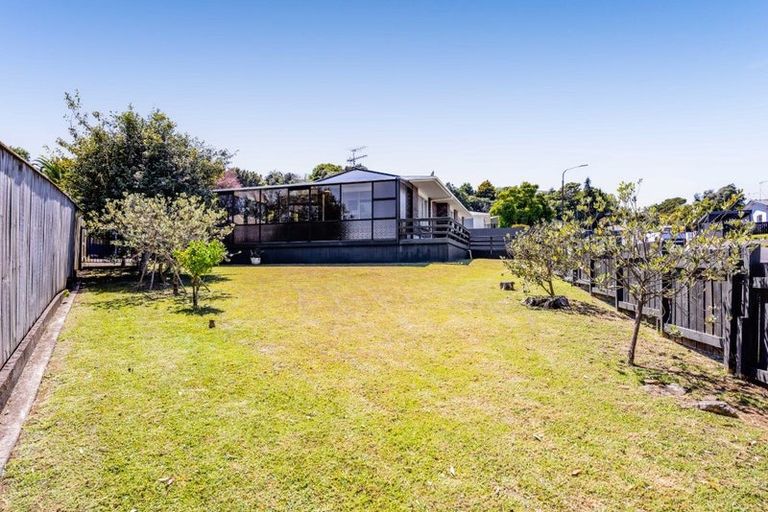 Photo of property in 46 Cumberland Street, Merrilands, New Plymouth, 4312