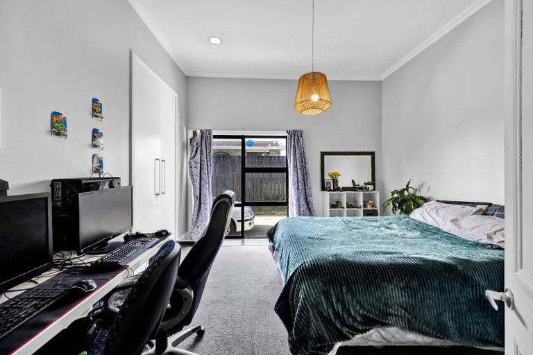 Photo of property in 9 Carrington Street, Inglewood, 4330