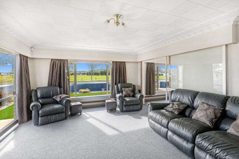 Photo of property in 69 Robertson Street, Gore, 9710