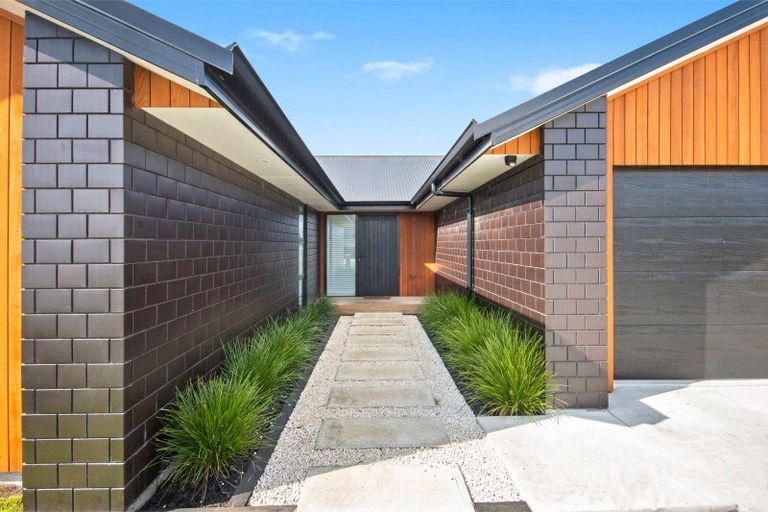 Photo of property in 9 Booker Drive, Tuakau, 2121