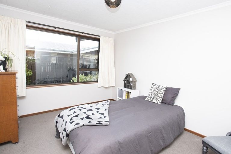 Photo of property in 72 Mackenzie Street, Winton, 9720