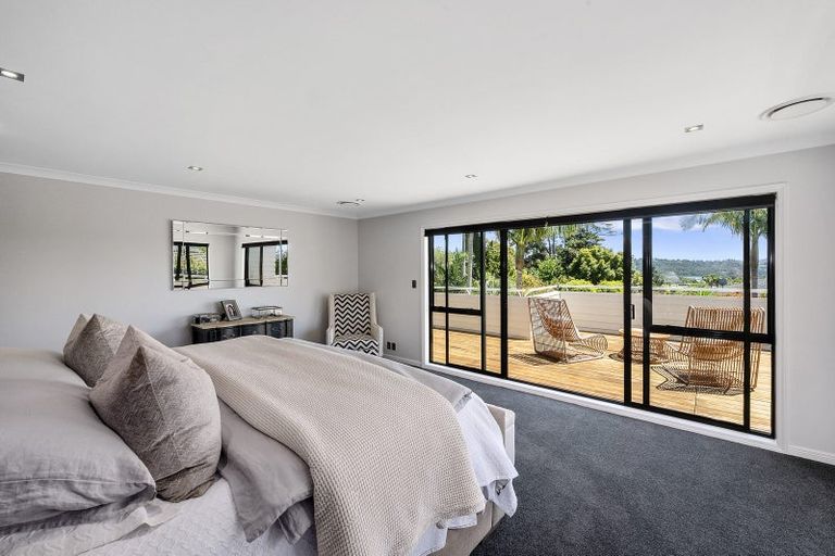 Photo of property in 12a Wainoni Heights, Greenhithe, Auckland, 0632