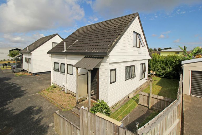 Photo of property in 3/15 Jellicoe Road, Manurewa, Auckland, 2102