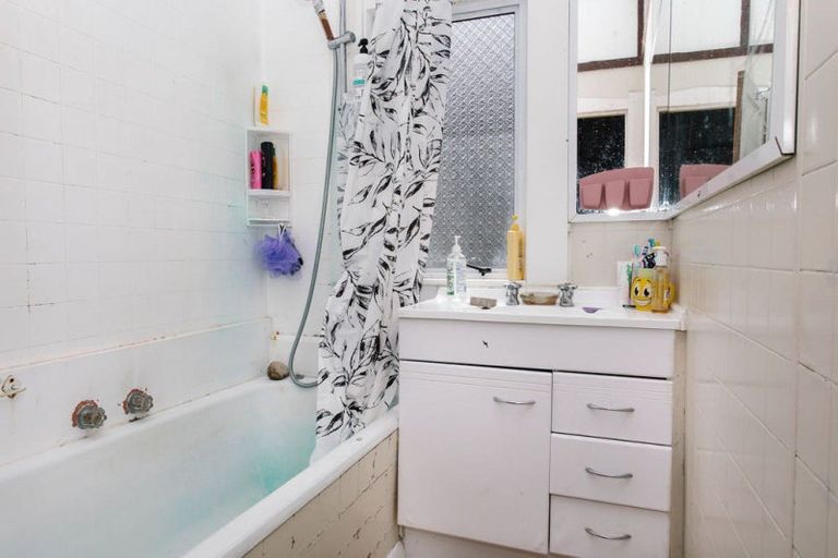 Photo of property in 49 Swinburn Street, Dannevirke, 4930