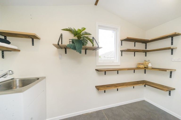 Photo of property in 26 Knowles Street, Terrace End, Palmerston North, 4410