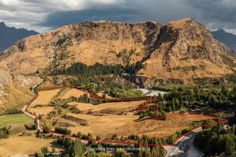 Photo of property in 16 Littles Road, Arthurs Point, Queenstown, 9371