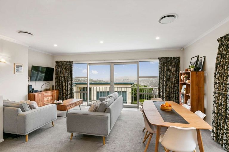 Photo of property in 7f Marjory Close, Broadmeadows, Wellington, 6035