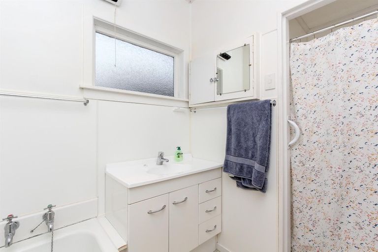 Photo of property in 34 Ballance Street, Lower Vogeltown, New Plymouth, 4310