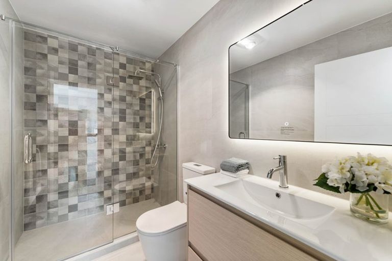 Photo of property in 4a Tawa Crescent, Manurewa, Auckland, 2102