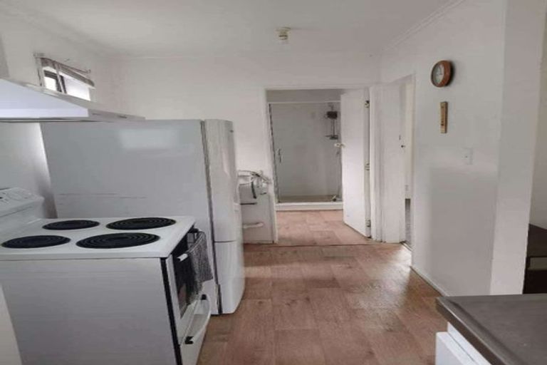 Photo of property in 42 Kamahi Street, Stokes Valley, Lower Hutt, 5019