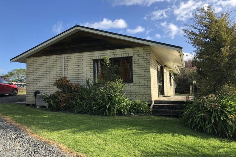 Photo of property in 38 Joblin Road, Wainui, Silverdale, 0994