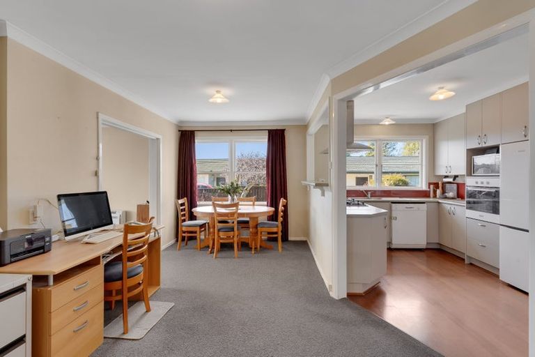 Photo of property in 14 Carvell Street, Blenheim, 7201