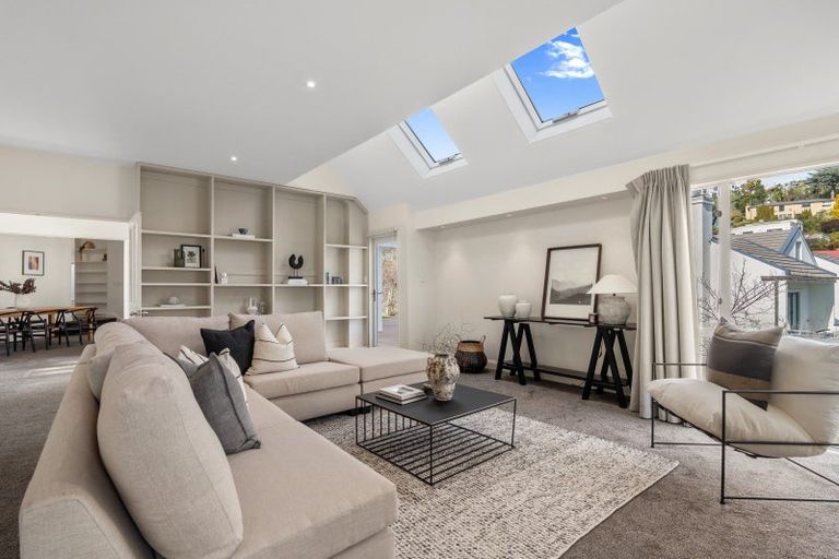 Photo of property in 19 Enticott Place, Huntsbury, Christchurch, 8022