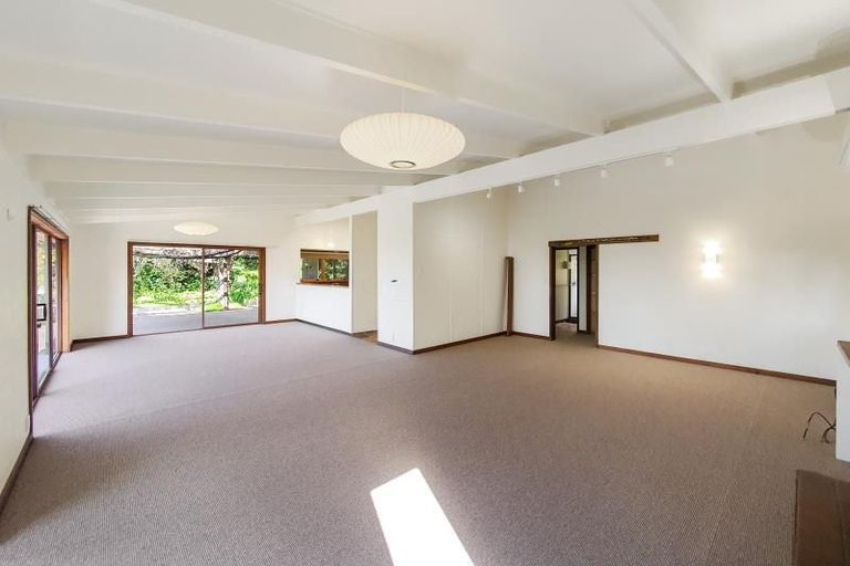 Photo of property in 5a Seapoint Road, Bluff Hill, Napier, 4110