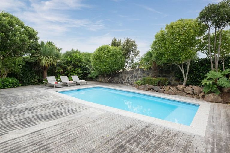 Photo of property in 45 Taylors Mistake Road, Scarborough, Christchurch, 8081