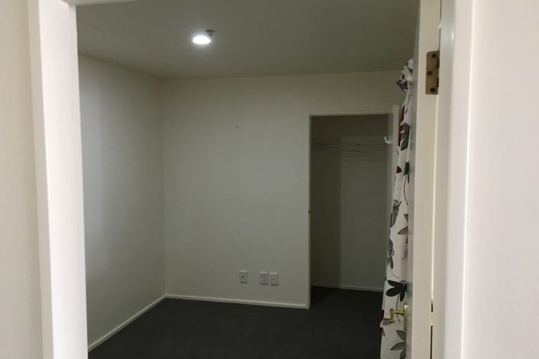 Photo of property in Courtenay Apartments, 602/120 Courtenay Place, Te Aro, Wellington, 6011