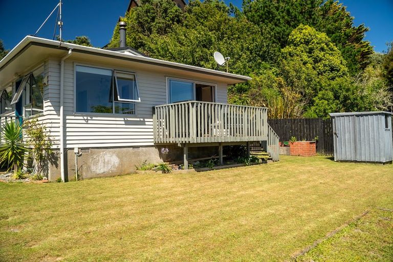 Photo of property in 6b Yarrow Place, Papakowhai, Porirua, 5024