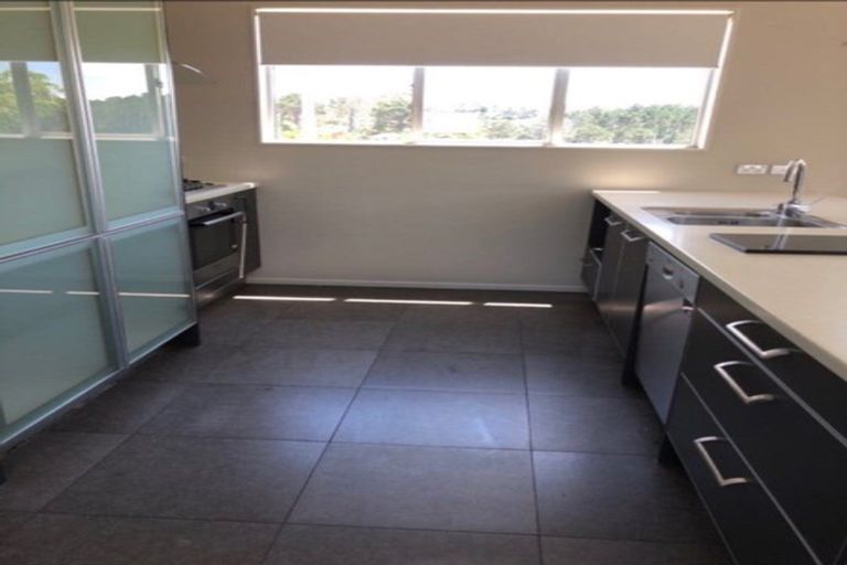 Photo of property in The Rise, 20 Hatfield Place, Albany Heights, Auckland, 0632