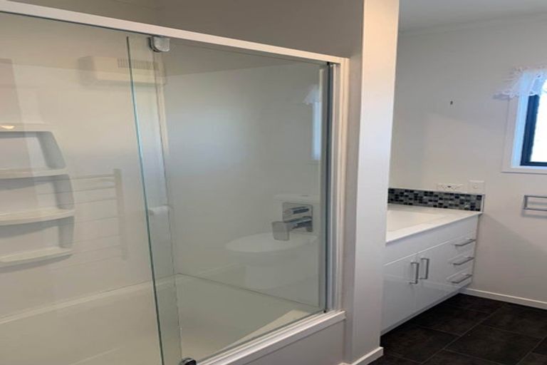 Photo of property in 13 Wintle Street, Mangawhai Heads, Mangawhai, 0505