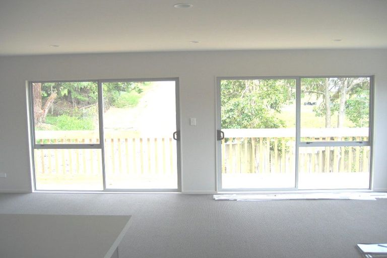 Photo of property in 13a Cypress Place, Sunnynook, Auckland, 0620