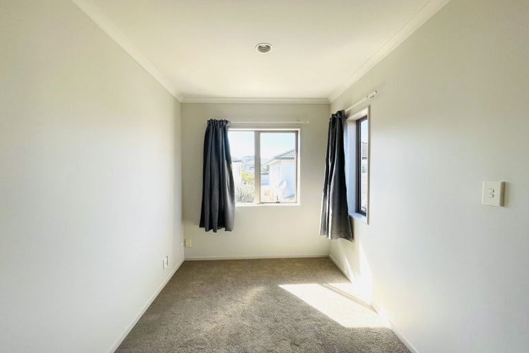 Photo of property in 3 Dione Place, Flat Bush, Auckland, 2016