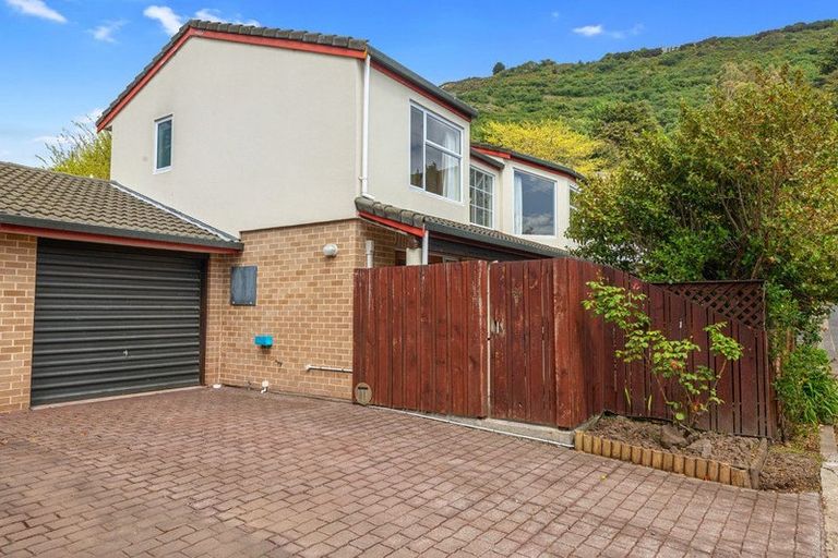 Photo of property in 1/84 Bowenvale Avenue, Cashmere, Christchurch, 8022