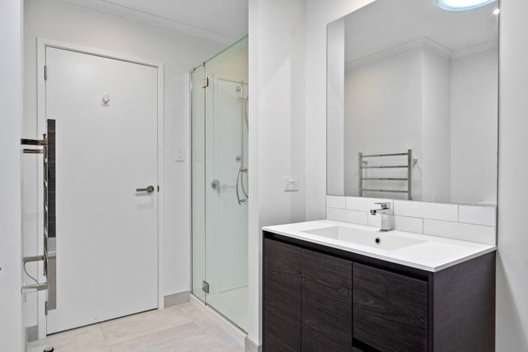 Photo of property in 39 Walter Merton Road, Hobsonville, Auckland, 0616