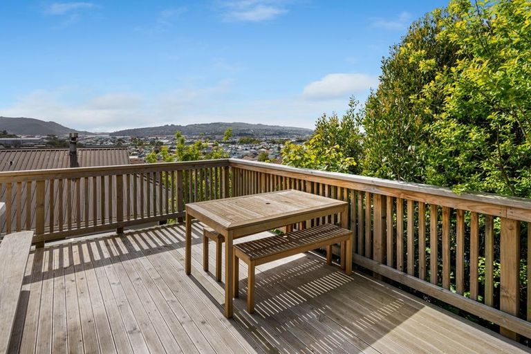 Photo of property in 33 Easther Crescent, Kew, Dunedin, 9012