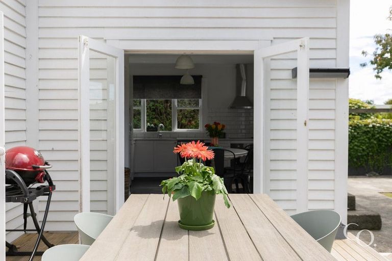 Photo of property in 613 Whitehead Road, Saint Leonards, Hastings, 4120