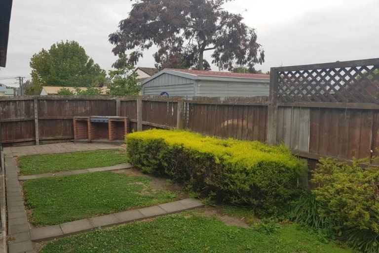 Photo of property in 8a Bass Street, Woolston, Christchurch, 8062