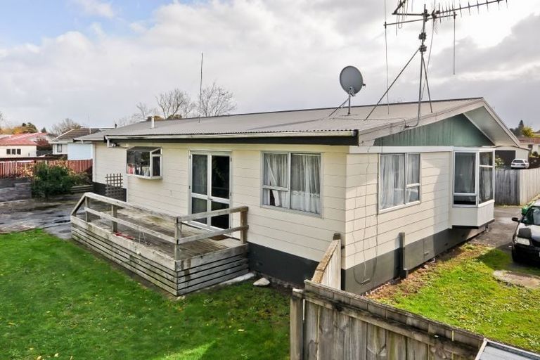 Photo of property in 10b Crescent Court, Melville, Hamilton, 3206