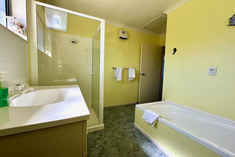 Photo of property in 30 Tarata Street, Kaka Point, Balclutha, 9271