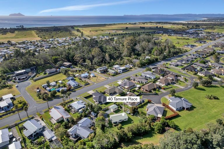 Photo of property in 40 Tamure Place, Ruakaka, 0116